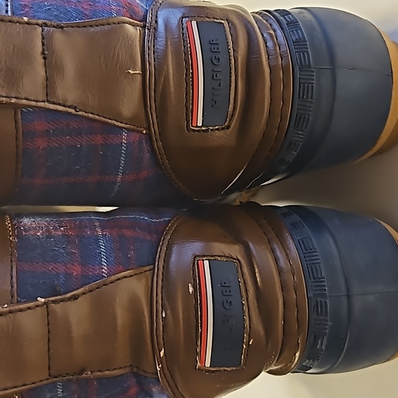 Women's Tommy Hilfiger Roberta Duck Boots. - Picture 8 of 10